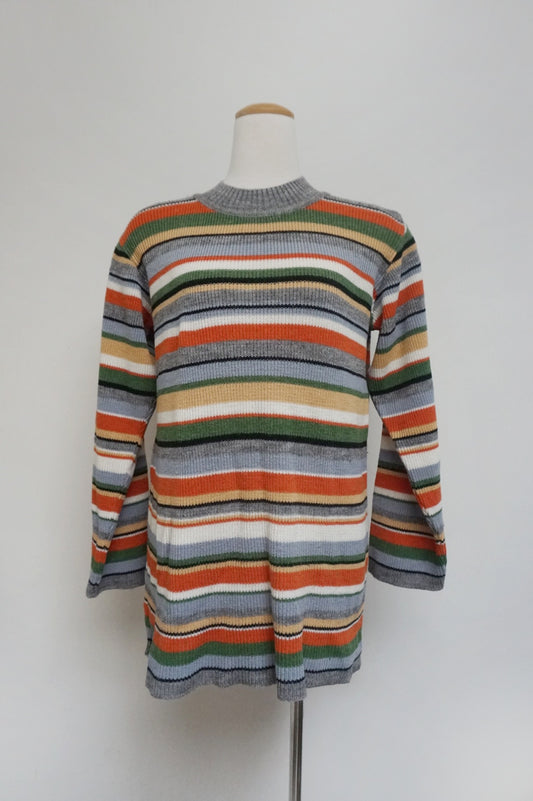 DRESSED TO THE NINETIES